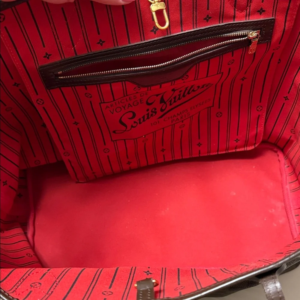 Louis Vuitton Neverfull GM - Picture 12 of 16